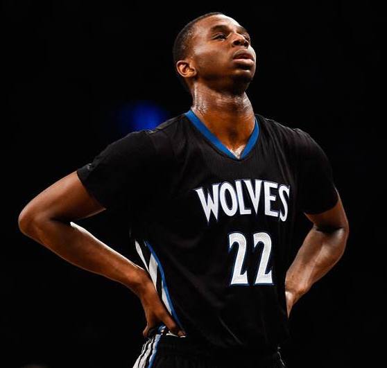 孔蒂：球员承担责任展现了成长，此刻我们不怕任何事物任何人（孔蒂：球员敢担责体现成长，当下我们不惧任何挑战与对手）