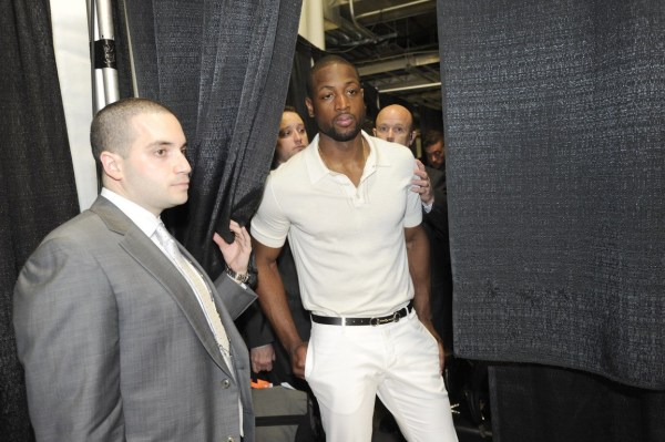 马卡：因负面争议，博阿滕在巴萨进行教练课程时遭球迷批评（马卡：博阿滕在巴萨上教练课期间因负面风波遭球迷指责）