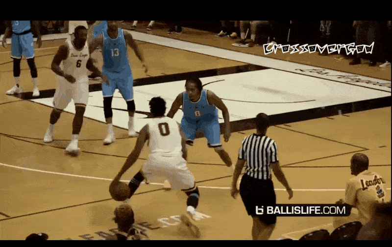 篮球NBA球员合约更新信息公开（NBA球员合同最新动态公布）